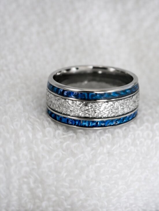 Source Unknown Other - New 10mm Silver Stainless Steel Ring w/ Blue Inlay – Unisex – Size 12
